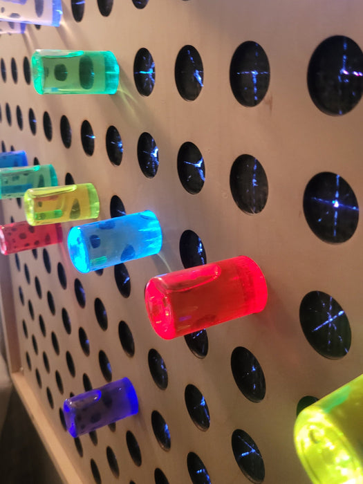 Wall-Mountable Giant Light Peg Board - A Jumbo-Sized Take on a Classic (Giant bright light LED Pegboard)